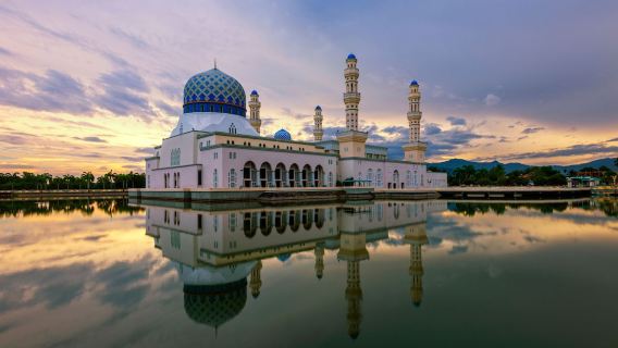 사바 수상 모스크 + 가야 스트리트 + 탄중 아루: 시내 반나절 데이투어