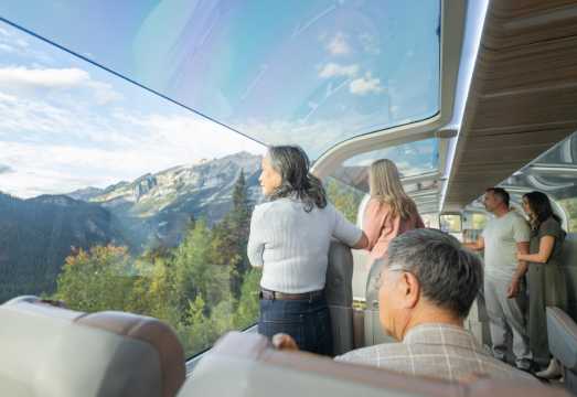 [Official] Rocky Mountaineer 2-Day 1-Night Eastbound Journey: Canada's Premier Rail Experience - Western Corridor Tour (Vancouver to Banff/Lake...