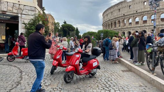 Rome by Vespa – Guided Tour: Drive or Ride as Passenger