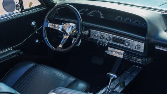 Los Ángeles: Recorrido por la Ruta Dorada en un Lowrider Clásico