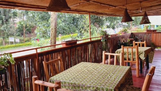 Kisoro: Coffee Village Tour with Hands-On Coffee Making