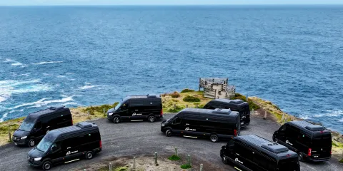 【當地車隊】墨爾本大洋路+十二門徒巖+吉普森一日豪華賓士小團