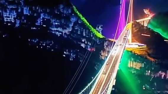 花江峽谷世界第一高橋·打卡新地標一日遊【私人導覽+上門接送】
