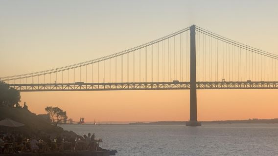 Reserva en el restaurante de moda Ponto Final en Lisboa, Portugal