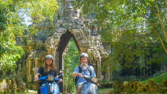 Angkor Adventure Vespa Tour