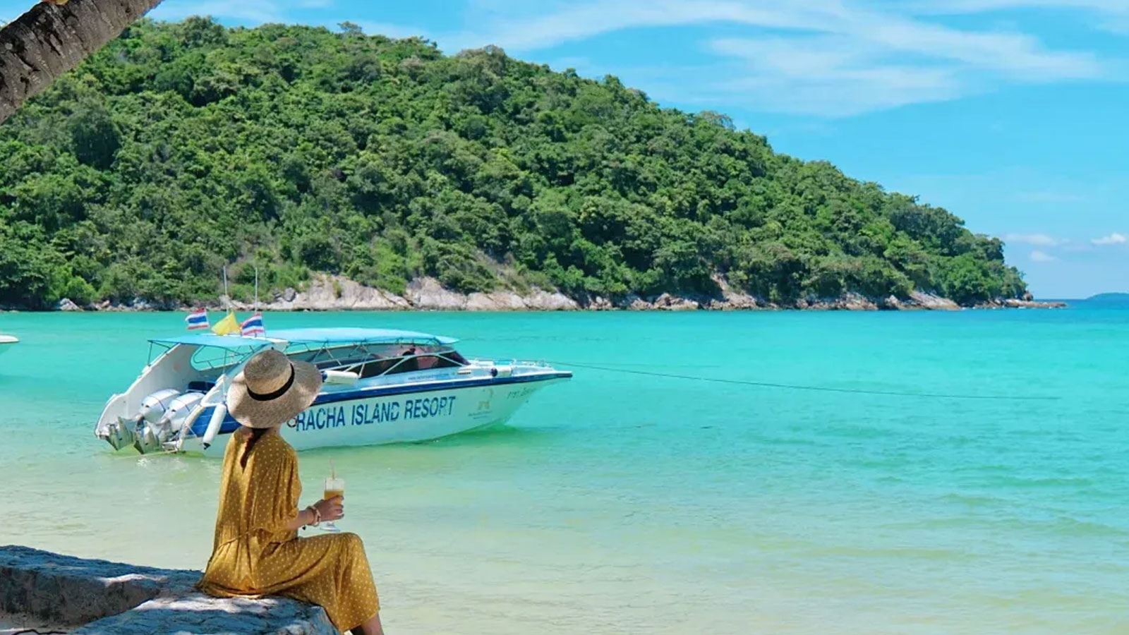 Round-trip ferry ticket between Koh Lipe and Langkawi [two-way option available]