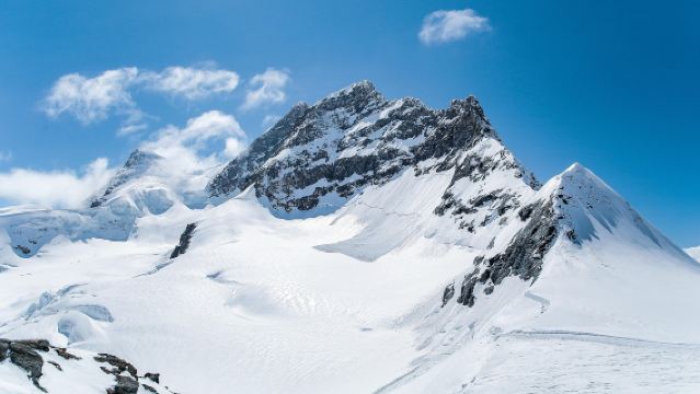 瑞士蘇黎世來回-格林德瓦-費爾斯特山雪山體驗項目｜包車專線