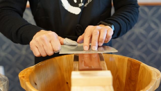 Tokyo: Japanese Knife-Making Class in Asakusa