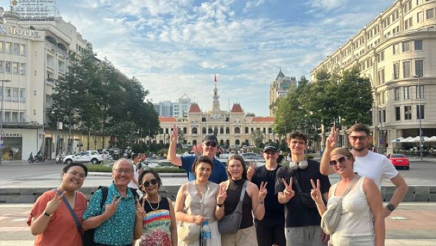 โฮจิมินห์: ทัวร์เดินชมสถานที่สำคัญในไซง่อนกับไกด์ท้องถิ่นราคาประหยัด