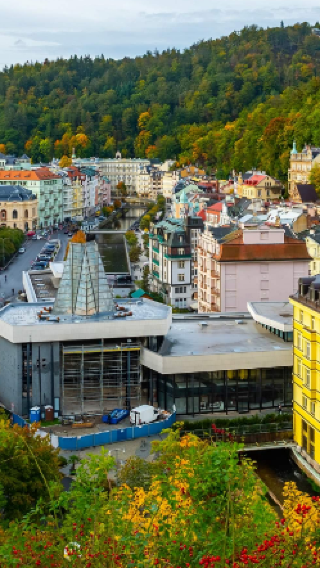 1-day group tour to Bratislava and Budapest from Vienna