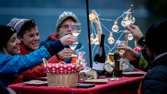 Cheese Fondue Raft on the Aare and Lake Brienz