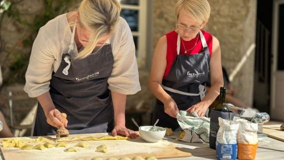 Lucca: Hands-On Tuscan Cooking Class with Wine at a Bio Farm