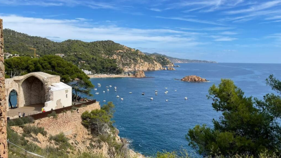 Nice pergi-balik*Pekan Lama+Castle Hill of Nice+Pekan Tepi Tebing Èze lawatan sehari, itinerari boleh disesuaikan