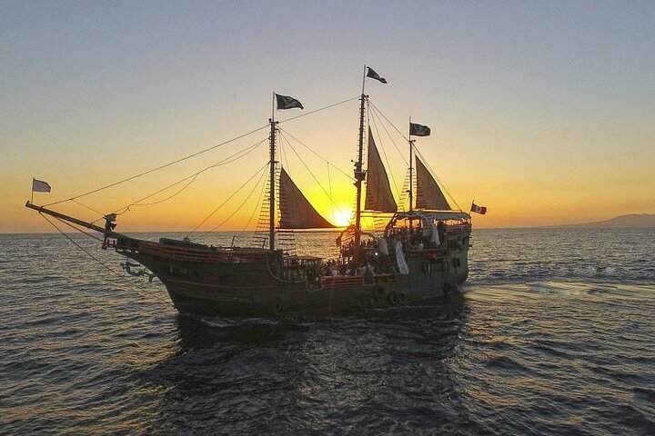 Pirate Ship Puerto Vallarta, Premium Dinner Under the Sea