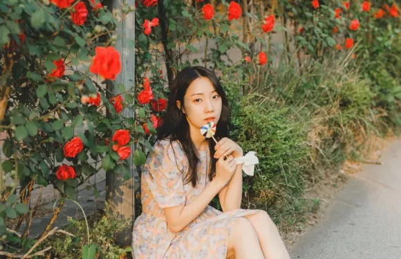 阜陽Trip Moments【街拍跟拍航拍抓拍婚拍/多語言翻譯攝影師/攝影攝像/底片全送】