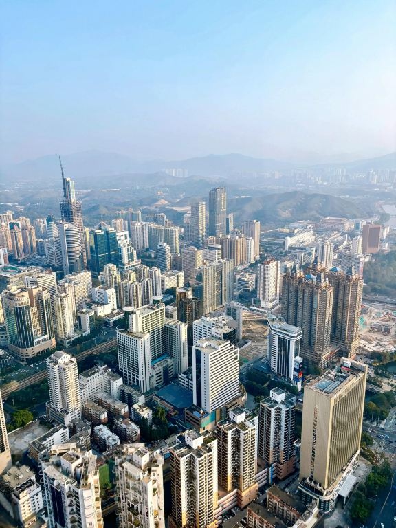 深セン中華民俗村＋地王観光港深センウィンドウ ワンデーツアー（中英サービス、入場チケットなし）