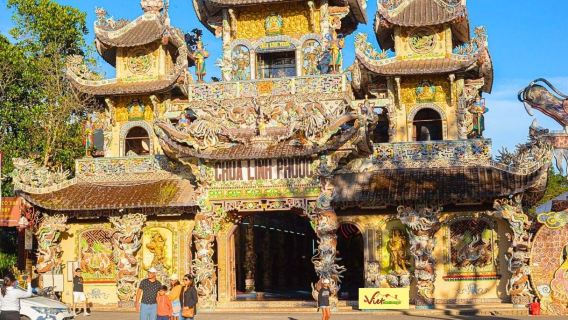 เยี่ยมชมที่เที่ยวสุดฮิตในด่าหลัต