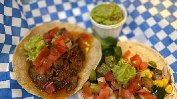 Ottawa: Evening Taste of the ByWard Market Food Tour