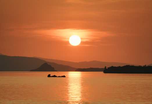Komodo Tour Open Trip (Sharing Room or Private Room)