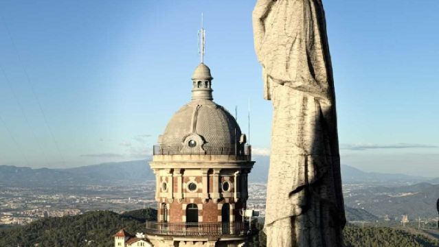 西班牙+巴塞羅那大教堂+桂爾公園一日遊/行程可調-可定制多日