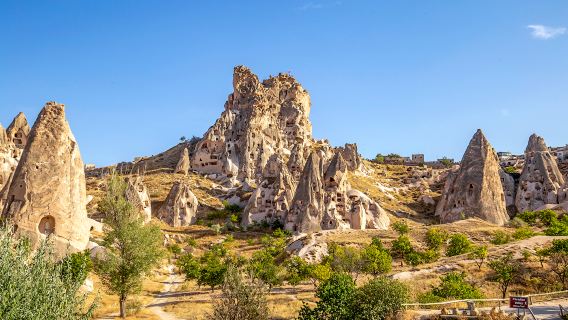 Cappadocia Red (North) Walking Tour with Lunch & Transfer