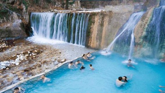 Pozar Thermal Baths and Edessa Waterfalls - Private Full-Day Tour
