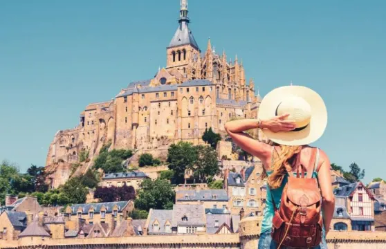 法國聖米歇爾山一日遊(修道院門票+可選多語種導覽+巴黎來回）
