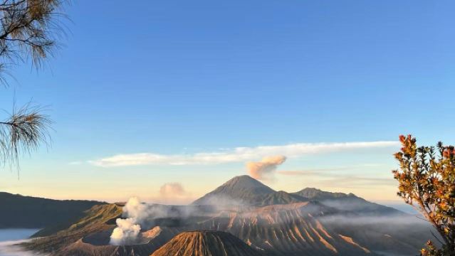 泗水：布羅莫火山日出專行【孤獨星球封面-含票-含餐】