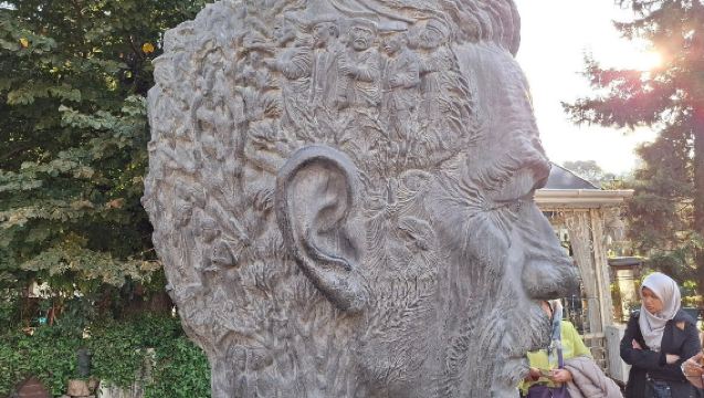 貓屋+雙門塔+巴庫微型書籍博物館+阿里阿加・瓦希德雕像