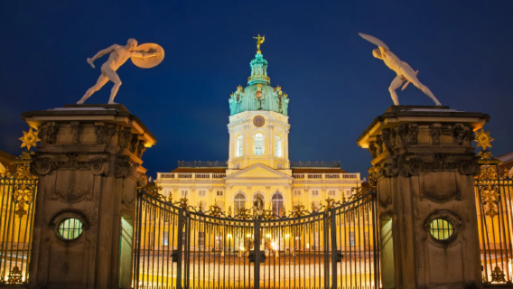 Berlin: Istana Charlottenburg + Muzium Lama Berlin + Alexanderplatz | Tarikan dalam bandar boleh disesuaikan