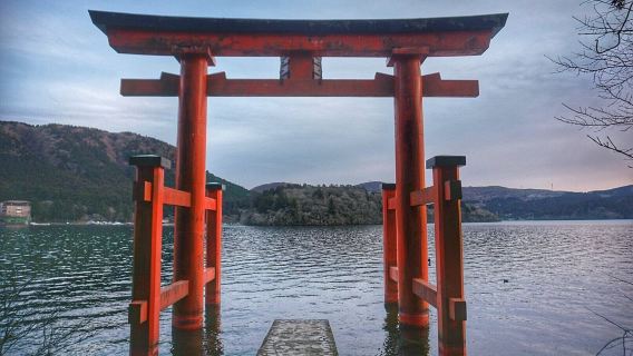 日本東京來回箱根+箱根神社+蘆之湖+大湧谷【中文包車可定制】