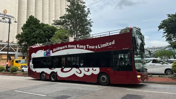 香港BigBus乗り降り自由の観光バス（2階建てオープントップ+乗り降り