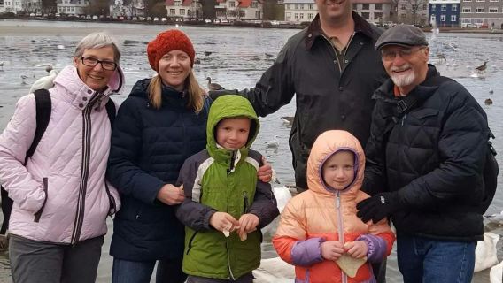 Reykjavik: Private City and Food Walking Tour