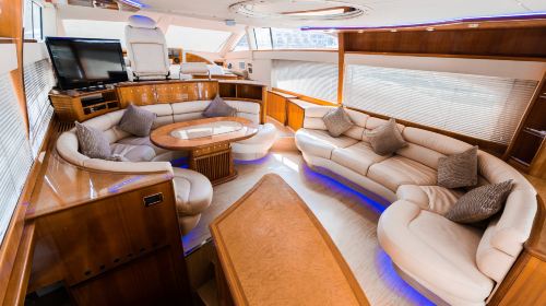 Sightseeing Yacht Cruise in Dubai Marina Transport Passes 8