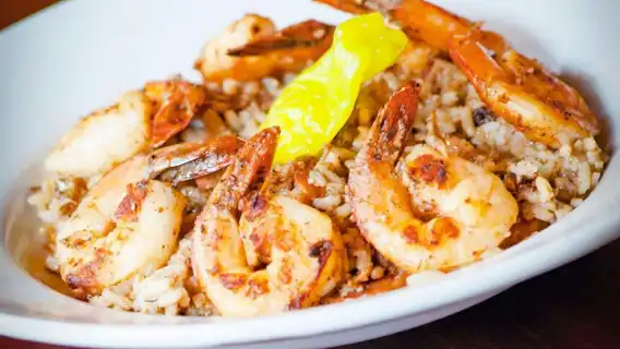 Food tour of the French Quarter in New Orleans