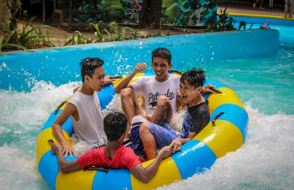 Splash Island8小時日票大小同價