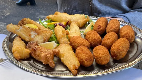 Rome Bites and Delights: Trastevere and Campo de' Fiori Food Tour