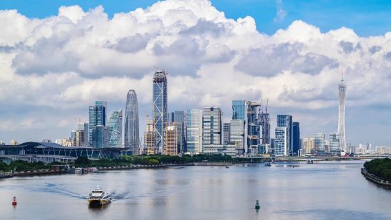 Guangzhou classic one-day tour - Five Rams Statue at Yuexiu Park + Chen Clan Ancestral Hall + Sha Mian + Guangdong Customs House