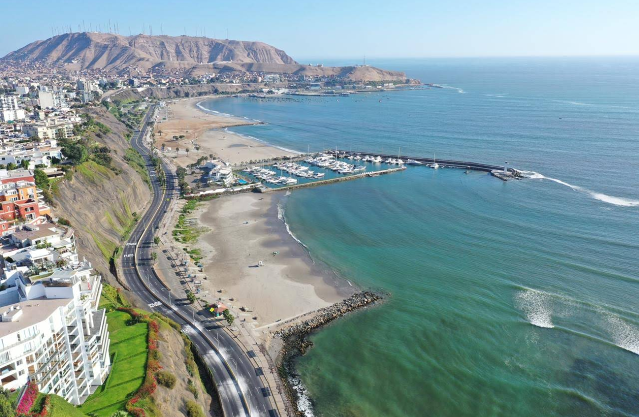 Peru Lima Chinese/English translation/Customized car and driver