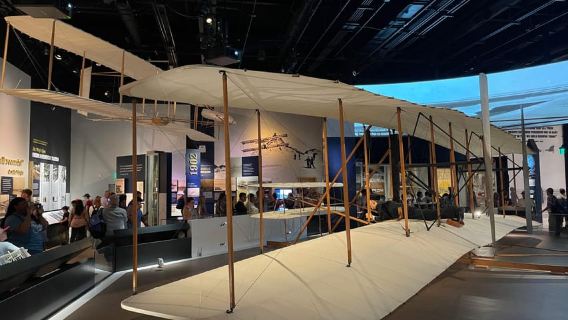 DC: Smithsonian Highlights Walking Tour with Air and Space