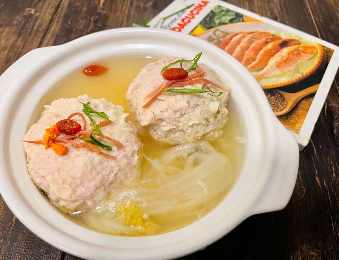 Shanghai Dim Sum & Sichuan Cuisine Cooking Experience (Fun-filled activities like shaping soup dumplings and stir-frying Sichuan dishes + Professional Chinese/English instructors + Multiple dish options + Enjoy the joy of cooking)