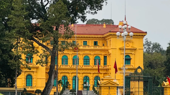 ทัวร์ 1 วันสุดหรูในเมืองฮานอย เวียดนาม + กลุ่มสุสานโฮจิมินห์ + วัดเจดีย์เสาเดียว + พิพิธภัณฑ์ชาติพันธุ์วิทยา