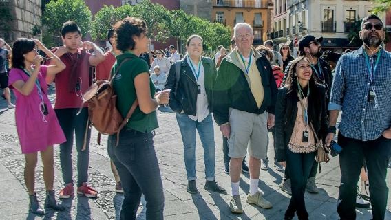 セビリア王宮アルカサル：ファストトラックチケット＋少人数グループガイドツアー