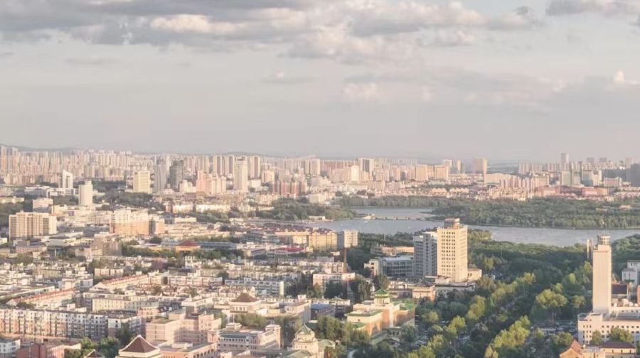 中國長春 凈月潭+長影世紀城+世界雕塑園+冰雪新天地 一日遊