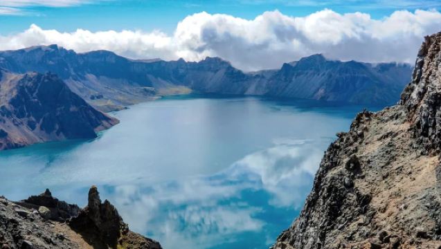 1-day Tour to Changbai Mountain Scenic Area (Premium Group) from Yanji