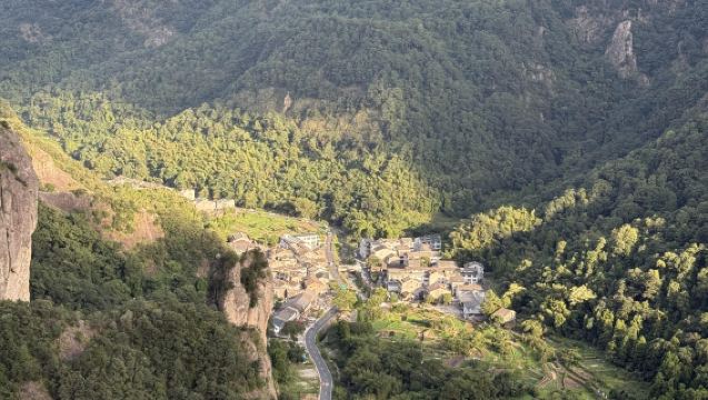 ออกเดินทางจากเวินโจว: ทัวร์ 1 วันที่จุดชมวิวภูเขาหยานดัง [เหมารถ|ไกด์นำเที่ยวภาษาอังกฤษและจีน]