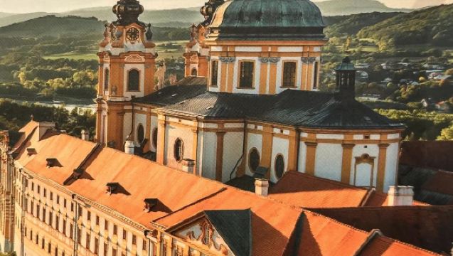 "Sungai Danube" Vienna - Mencicipi Wain di Lembah Wachau [Sewaan Peribadi VIP + Tempahan Peribadi]