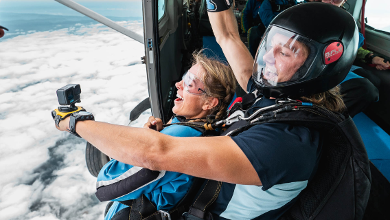 雪梨威爾頓15000英尺高空跳傘Skyone Skydiving【市區定點接駁丨可俯瞰藍山美景丨可選影片+照片丨專業教練帶跳】