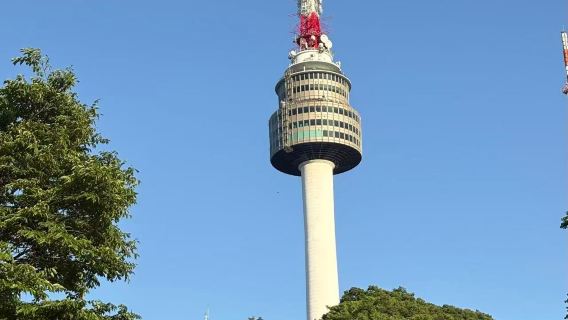 首爾景福宮韓服體驗青瓦台光化門南山公園共乘一日遊