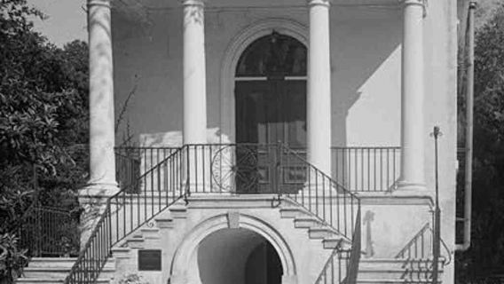 Ακουστική Περιήγηση στην τοποθεσία Charleston: Ιεροί Πύργοι και Οδοί με Ιστορία